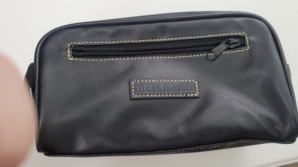 Steve Madden Black Toiletry Bag Dopp Kit Travel Shaving Cosmetic Case